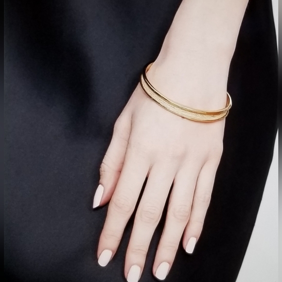NWT AKOLA 10kt Gold Plated Brass & Braided Raffia Bracelet - Picture 1 of 4